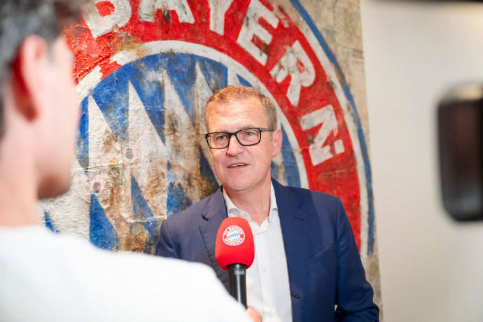 KMz, 打入了, 情况 KMz, 打入了, 情况