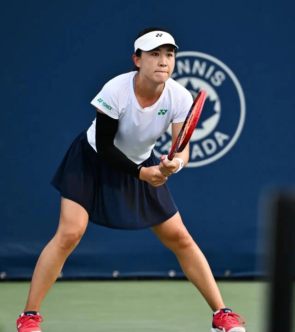 com, 而布云朝克, 对手