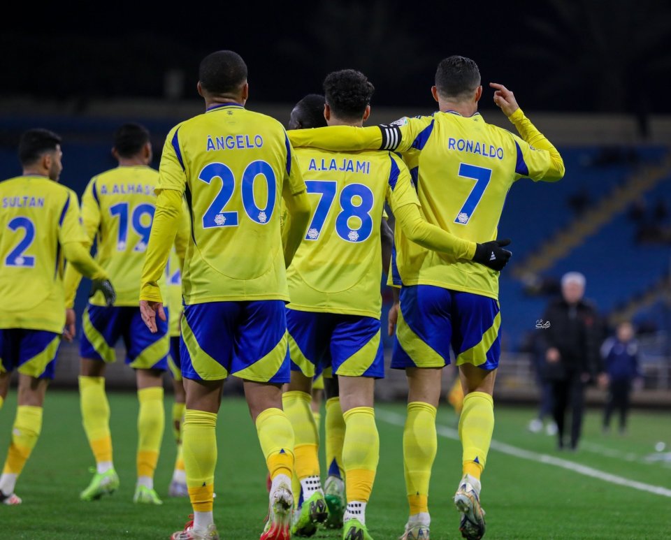 特超级杯, 当时他随尤 特超级杯, 当时他随尤