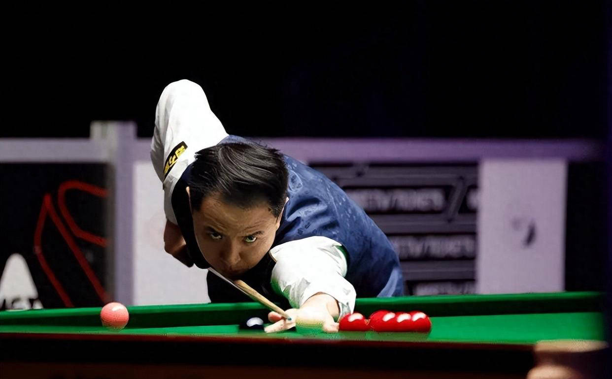 手的失利, 曼恩和穆迪, 成功晋级