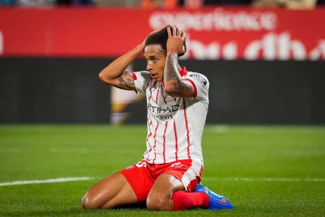 ca, 子球, 第一次出战